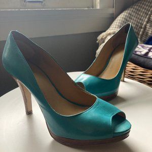 Nine West peep toe pumps